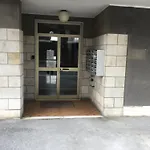 Micki 1 E * Βεντιμίλια