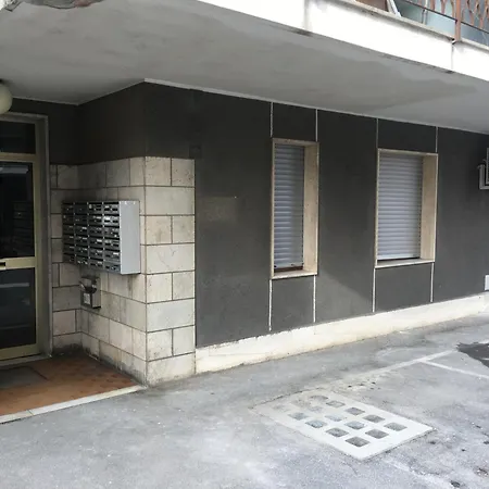 Micki 1 E Apartamento *
