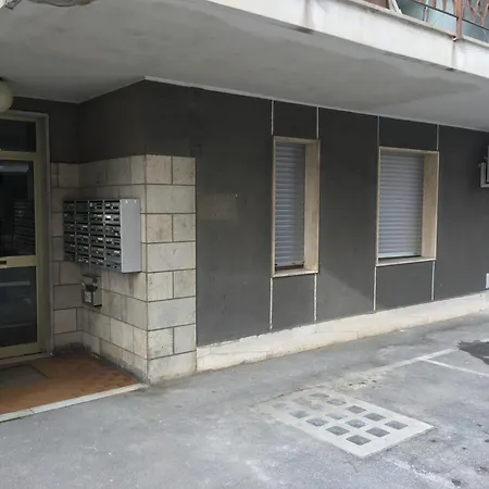 Micki 1 E Apartment Ventimiglia