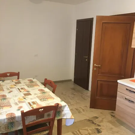 Micki 1 E * Ventimiglia